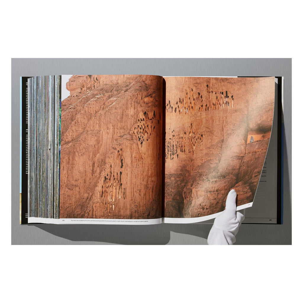 Jean Nouvel by Jean Nouvel 1981–2022 (French, English)