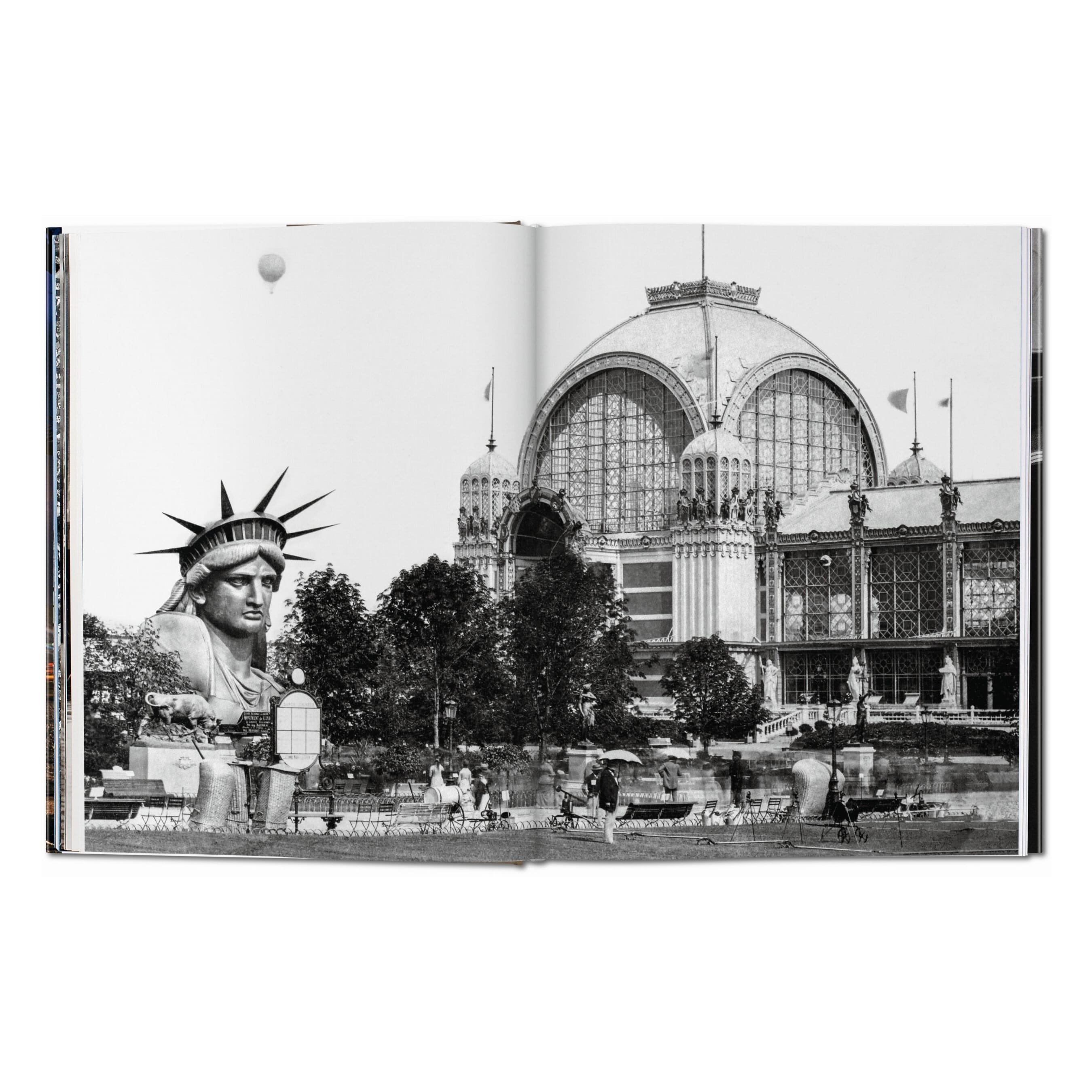 Paris: Portrait of a City (German, French, English)