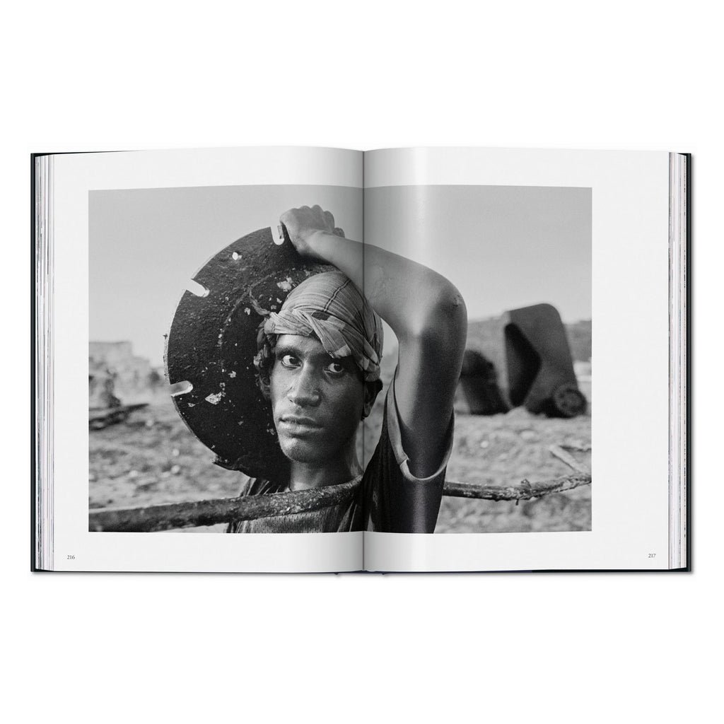 Sebastião Salgado: Workers, An Archaeology of the Industrial Age
