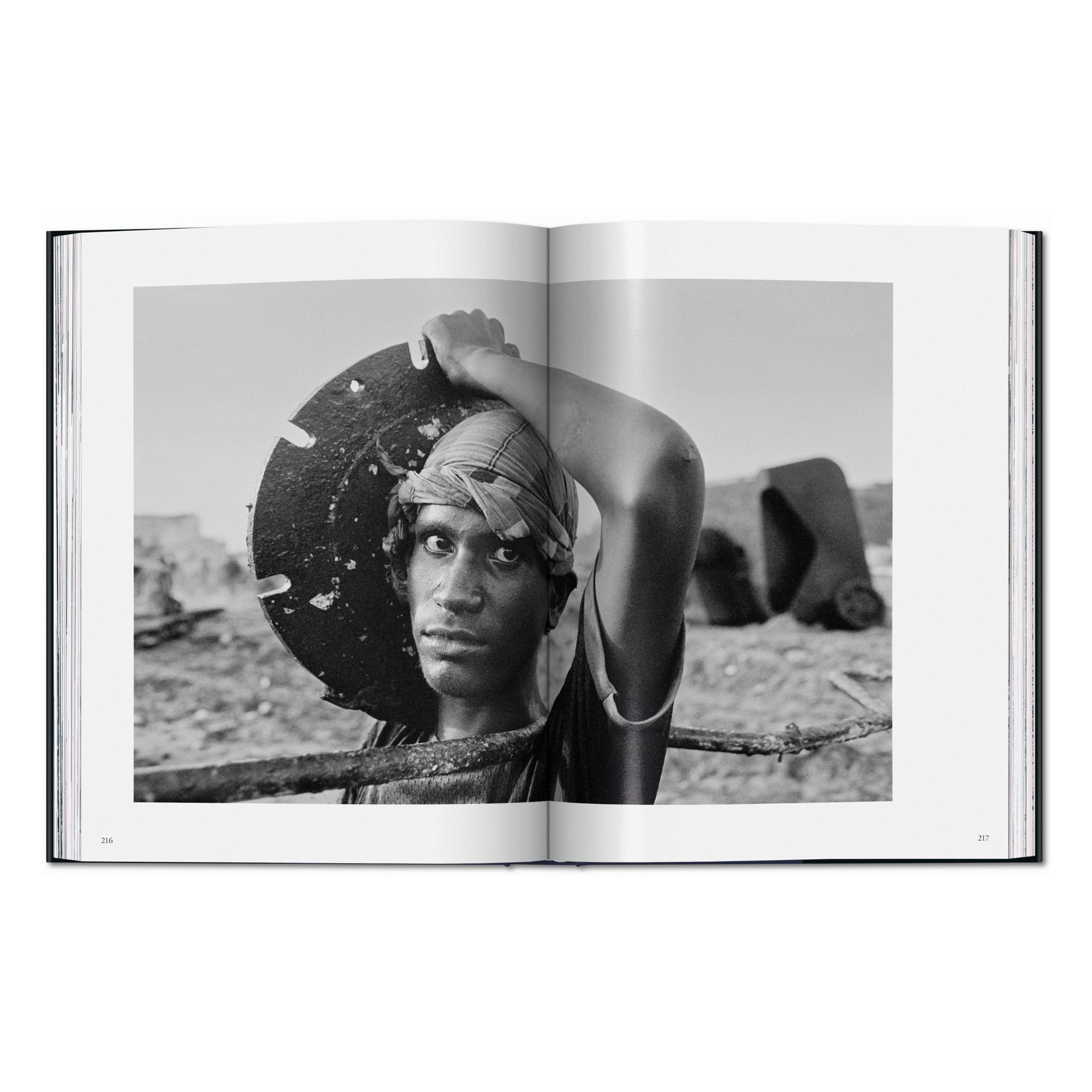 Sebastião Salgado: Workers, An Archaeology of the Industrial Age