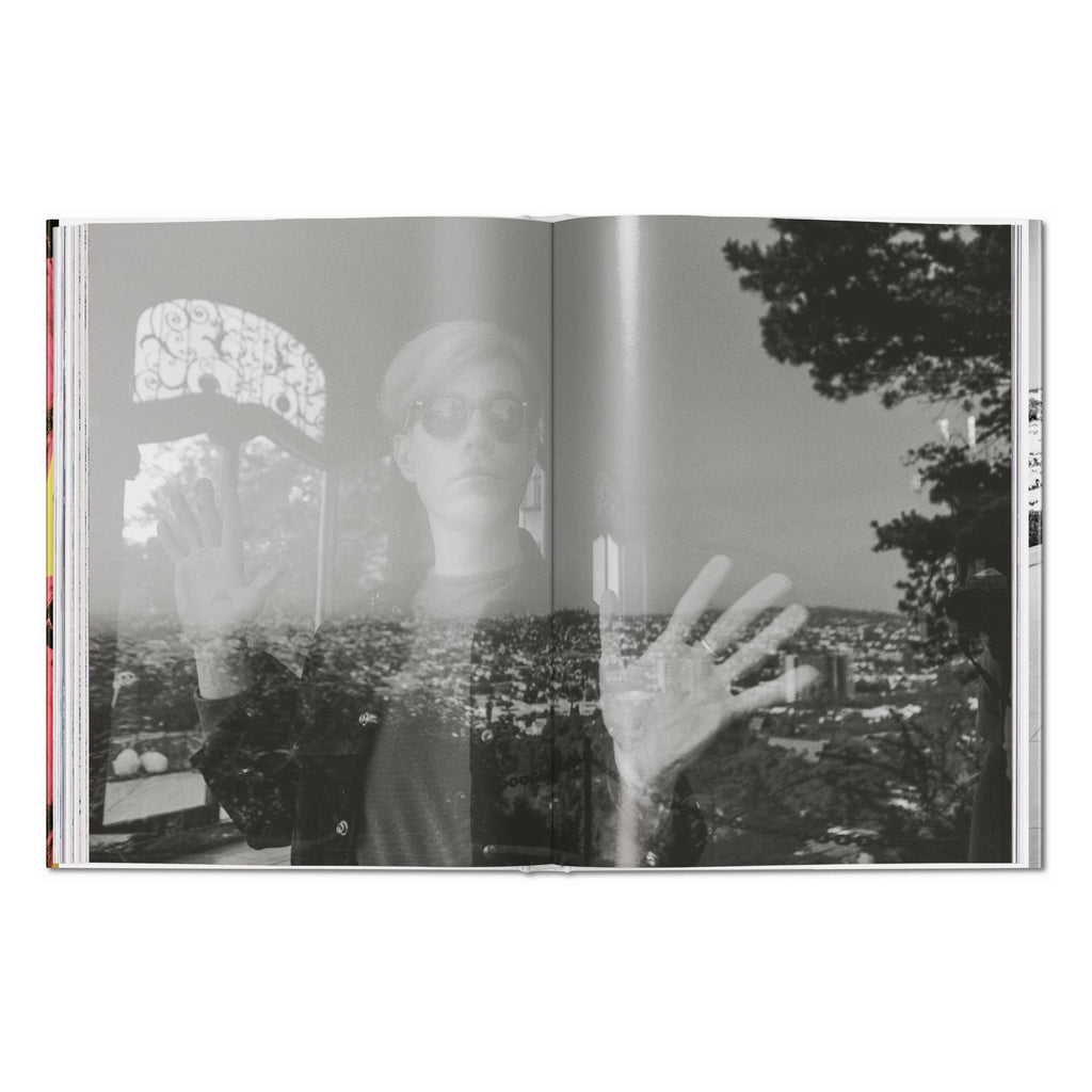Steve Schapiro: Andy Warhol and Friends