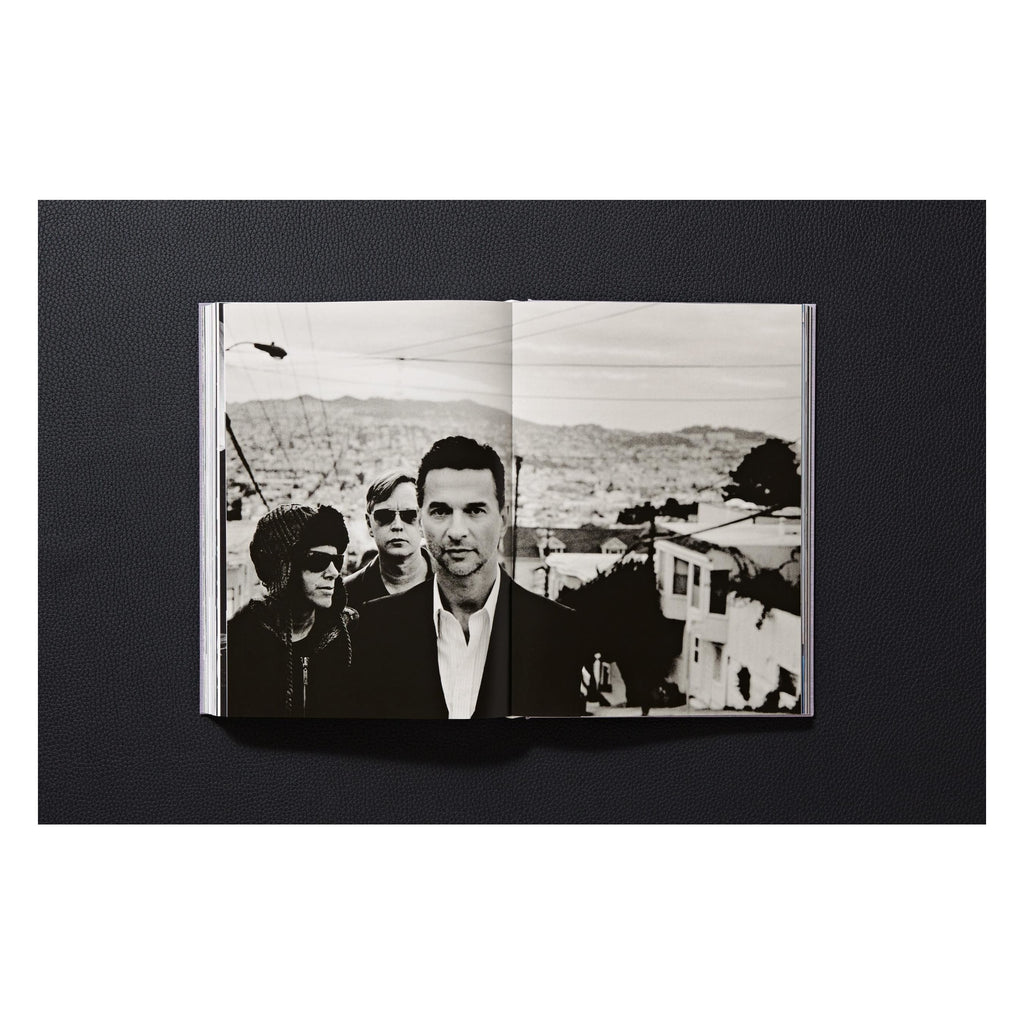 Depeche Mode by Anton Corbijn (German, French, English)