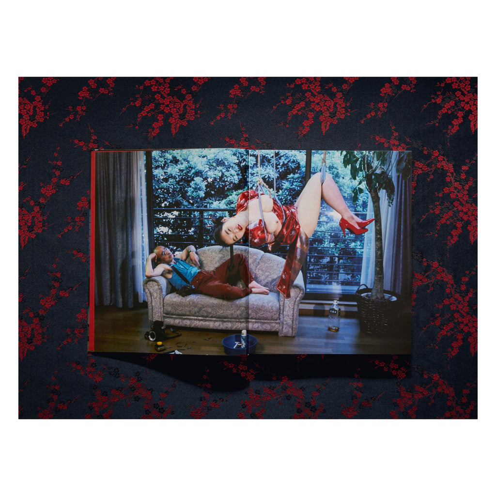 Araki: Bondage