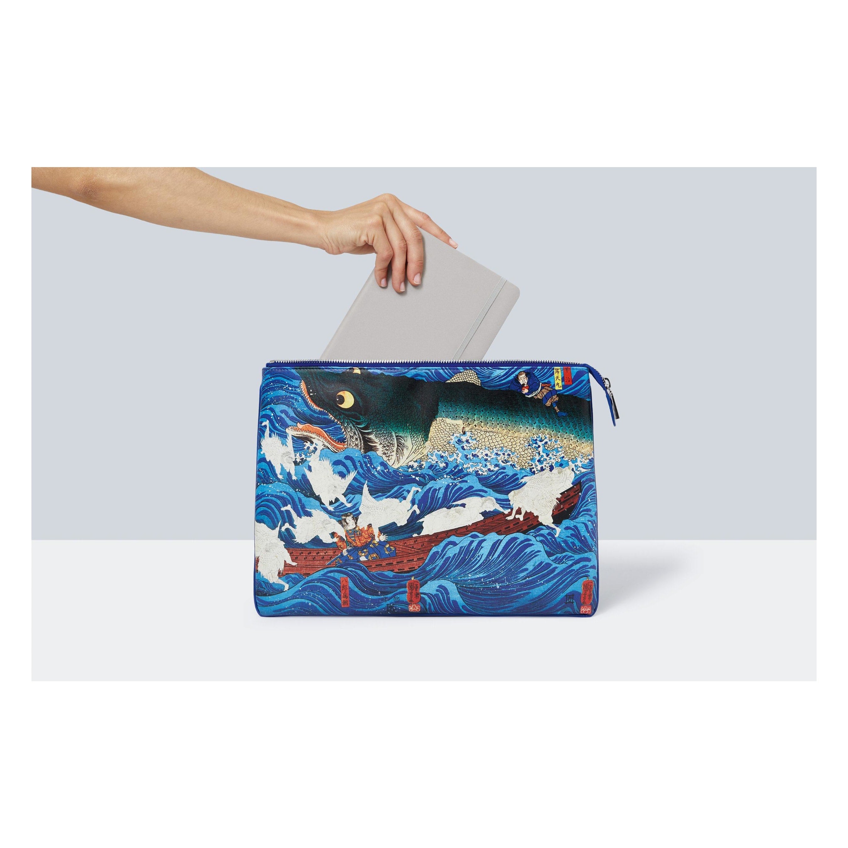 TASCHEN Pouch Japanese Woodblock Prints
