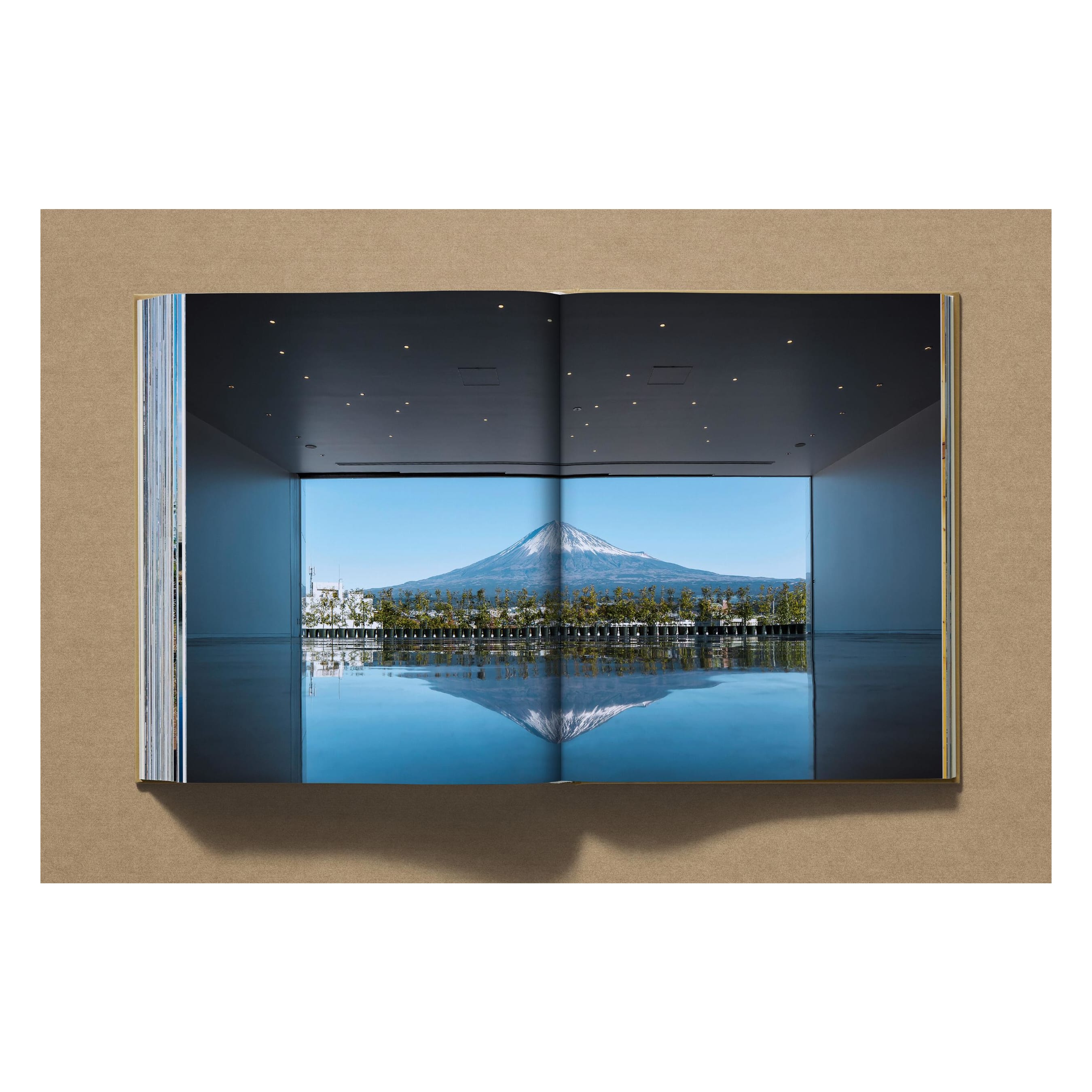 Shigeru Ban: Complete Works 1985–Today (German, French, English)