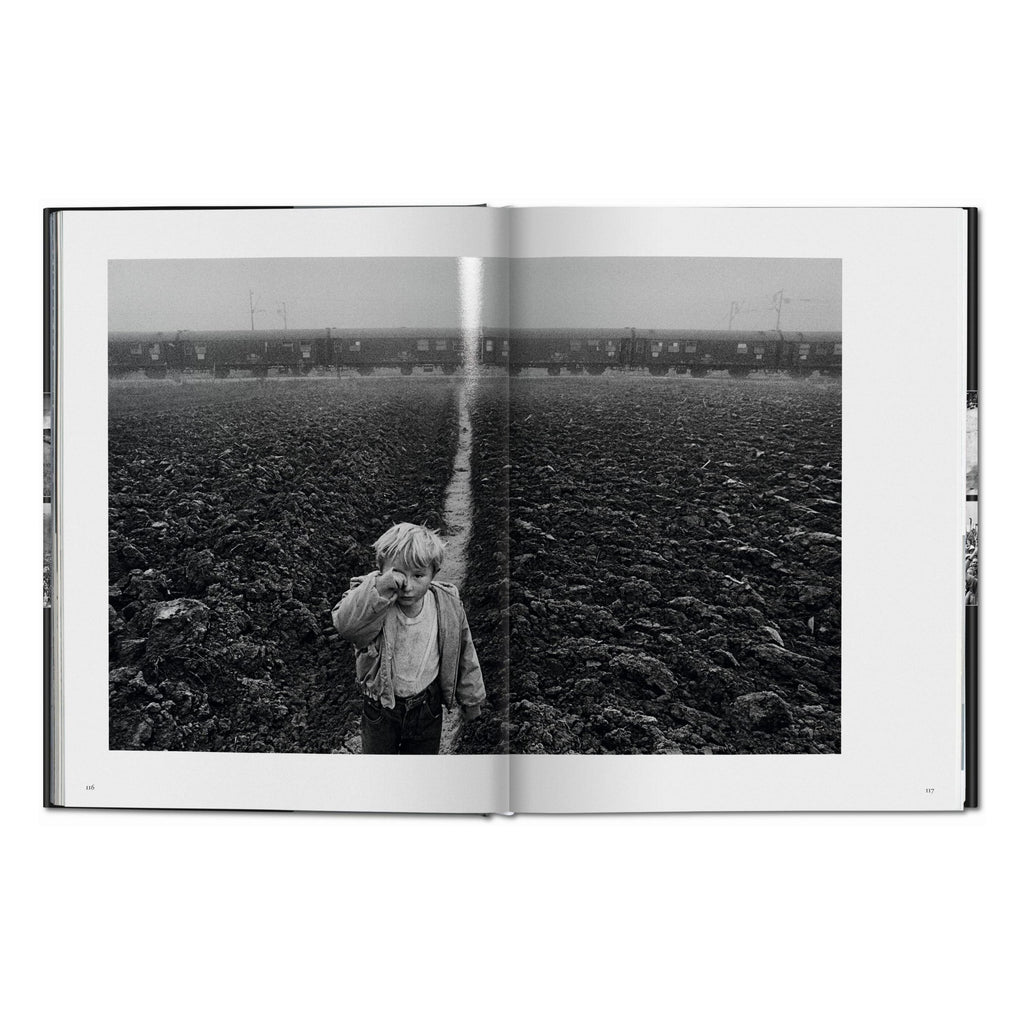 Sebastião Salgado: Exodus