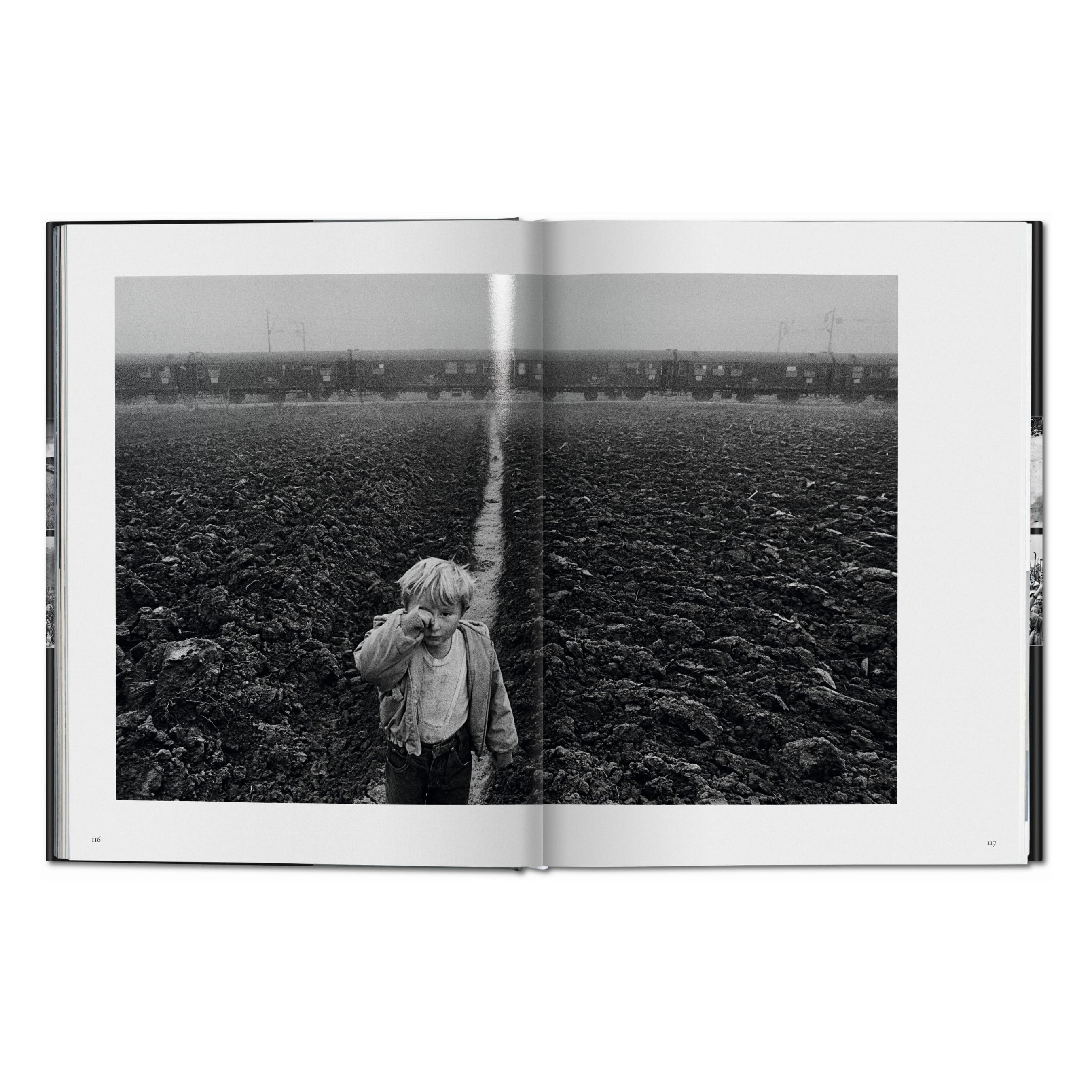 Sebastião Salgado: Exodus