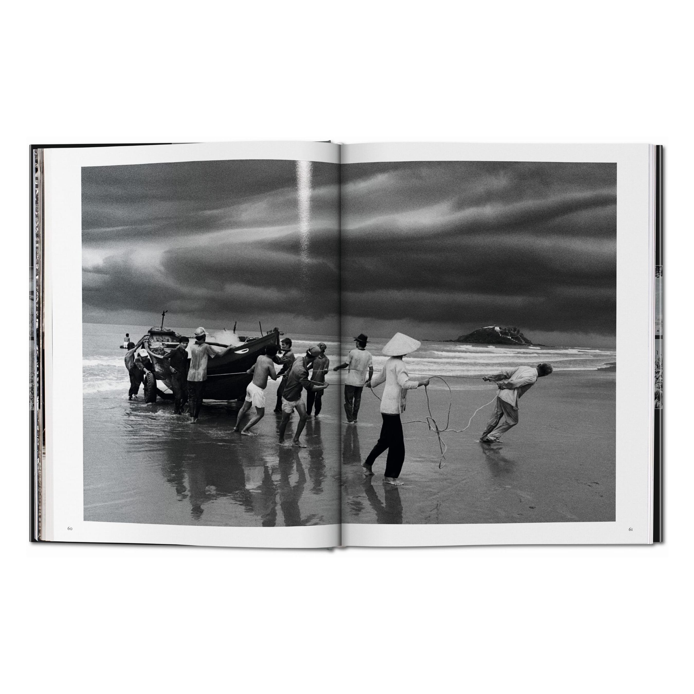 Sebastião Salgado: Exodus