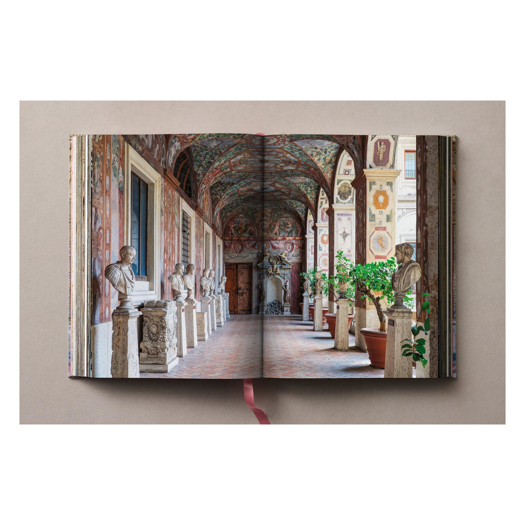 Massimo Listri: Italian Palaces (German, French, English)