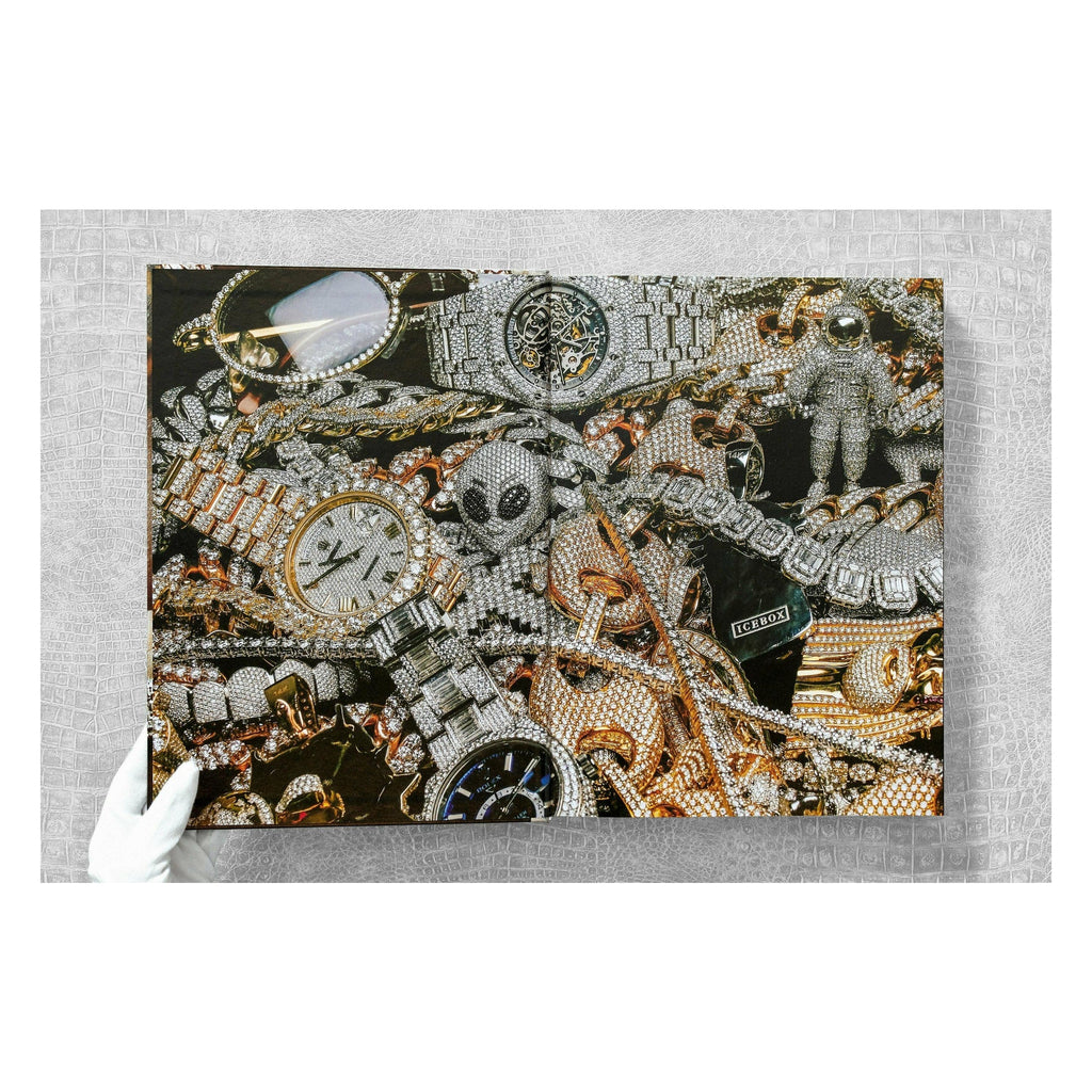 Ice Cold: A Hip-Hop Jewelry History (German, French, English)