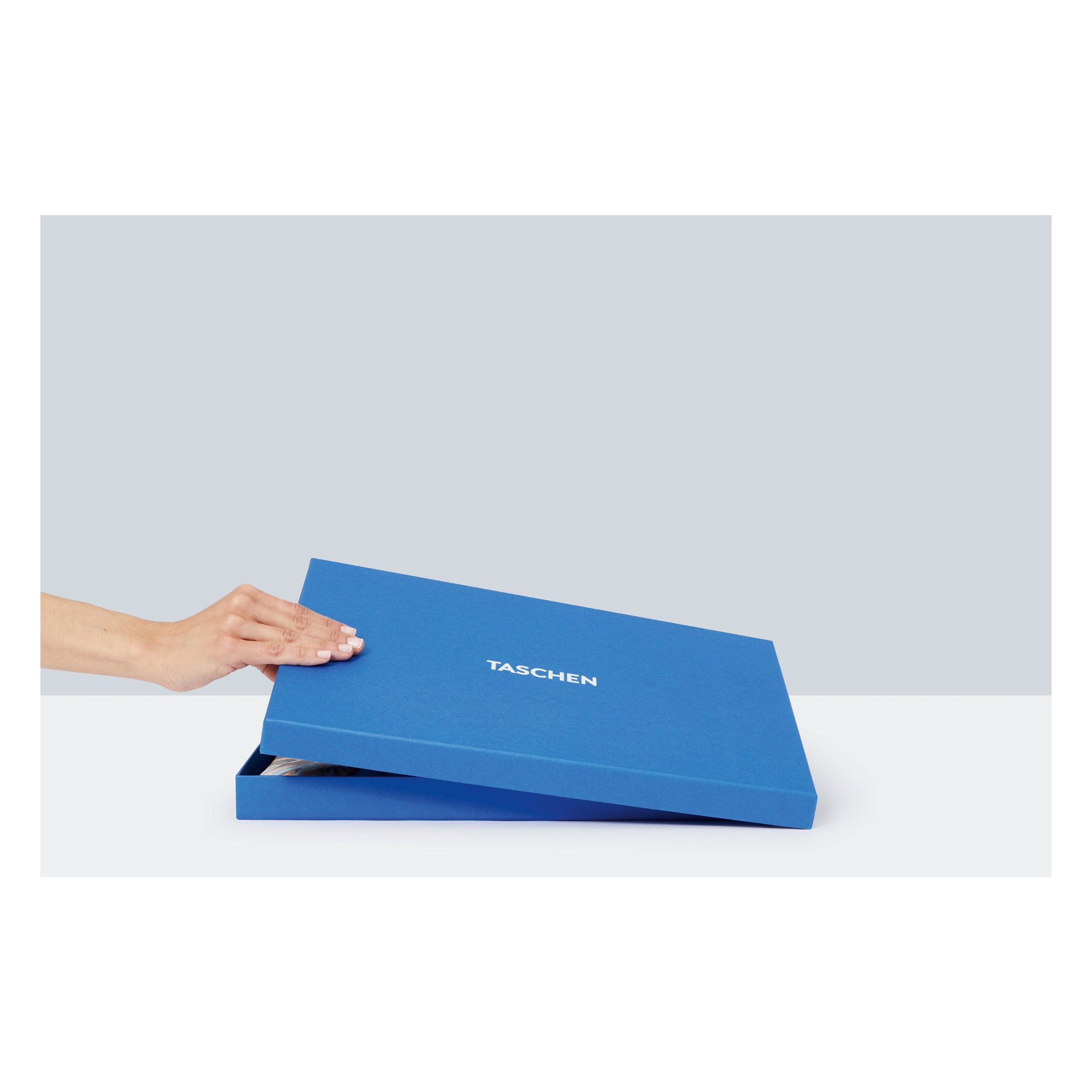 TASCHEN Pouch Japanese Woodblock Prints