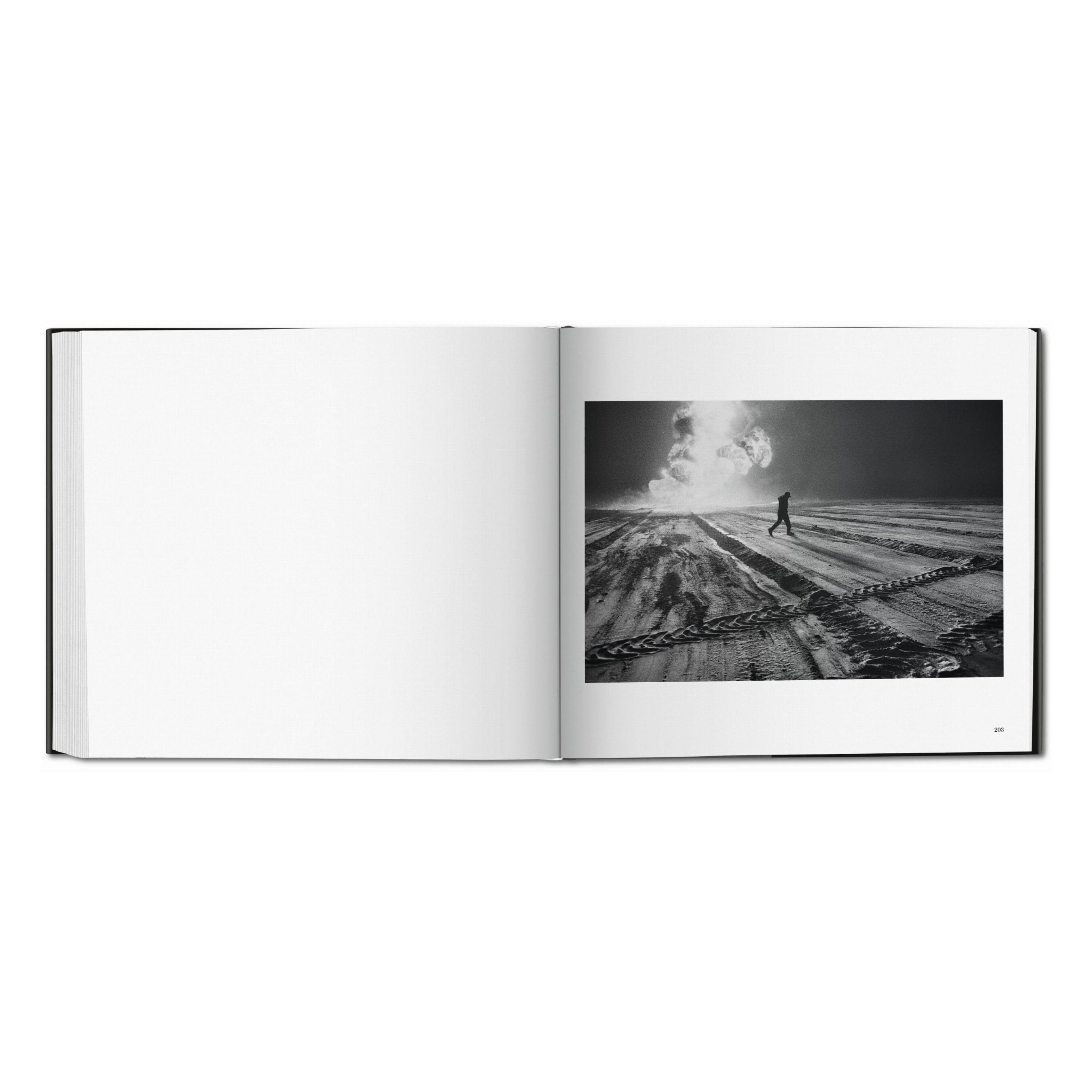Sebastião Salgado: Kuwait, A Desert on Fire (German, French, English)