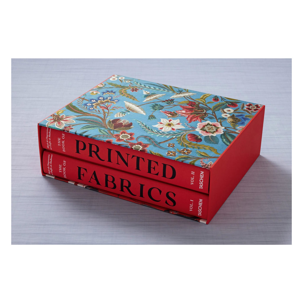 The Book of Printed Fabrics: From the 16th century until today (German, French, English)
